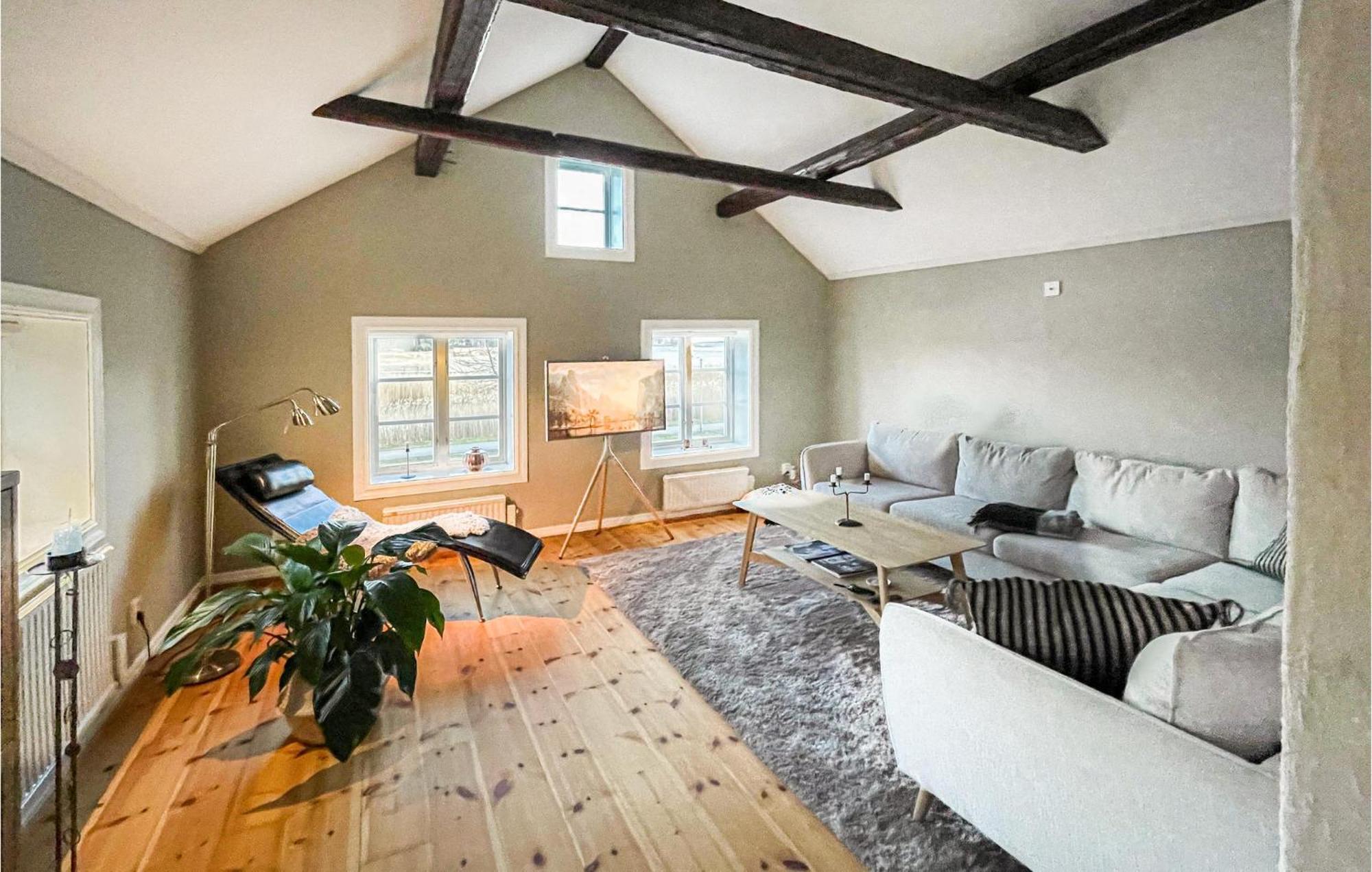1 Bedroom Lovely Home In Moensteras Екстер'єр фото